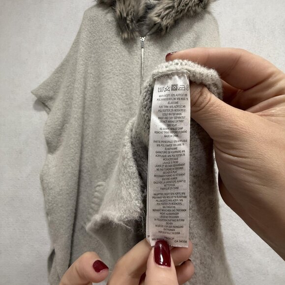 French Connection Jacket Womens Large Gray Zip Hooded Faux Fur Trim Poncho Cape - Picture 5 of 9